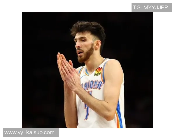 切特霍姆格伦的篮球之路与未来发展潜力探讨 切特霍姆格伦的篮球之路与未来发展潜力探讨