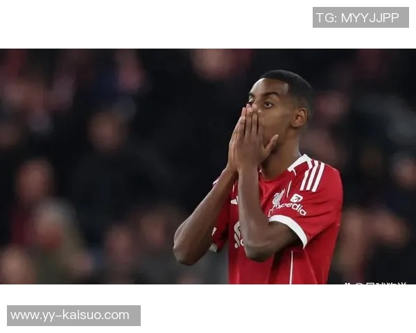 曼联主场遭遇惨败利物浦以四球大胜重夺荣耀